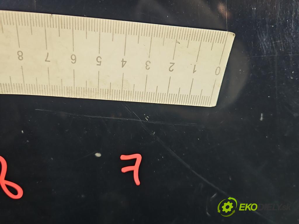 Audi A6 C5 1997-2004 2.5 tdi 179KM automatic 132 kW 2496 cm3 5- kapota predná