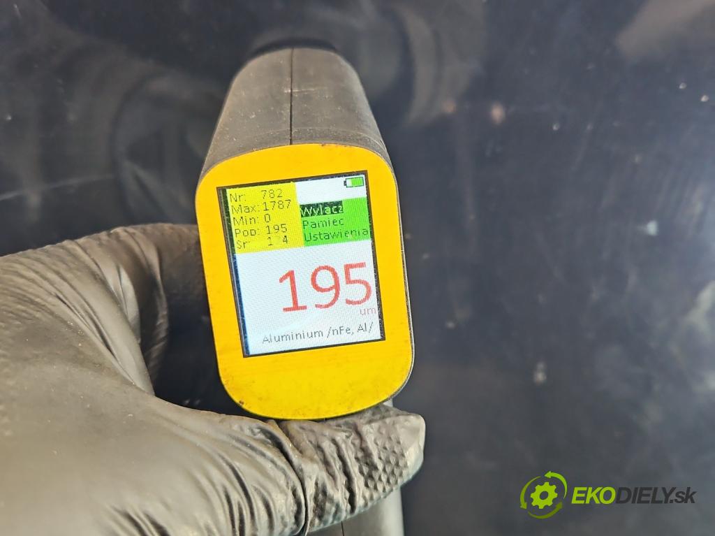 Audi A6 C5 1997-2004 2.5 tdi 179KM automatic 132 kW 2496 cm3 5- kapota predná