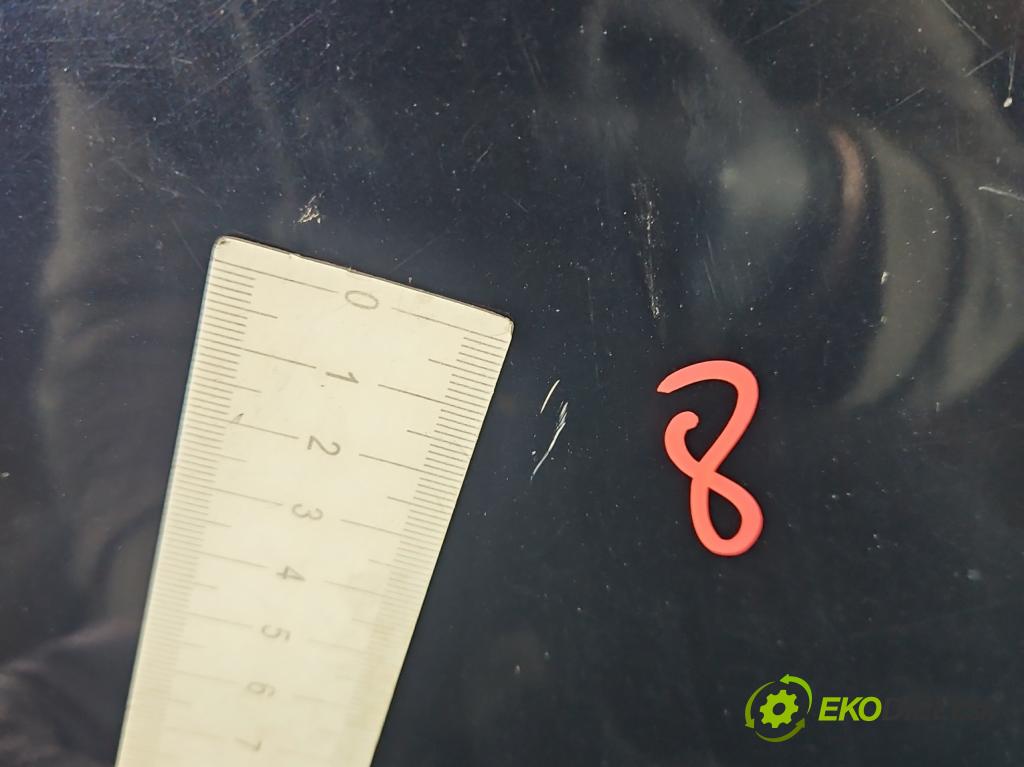 Audi A6 C5 1997-2004 2.5 tdi 179KM automatic 132 kW 2496 cm3 5- kapota predná