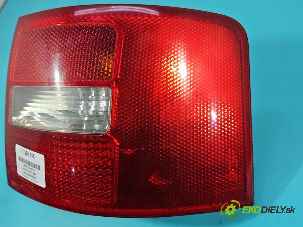 Audi A6 C5 1997-2004 2.5 tdi 179KM automatic 132 kW 2496 cm3 5- svetlo / reflektor zadné pravé 4B9945096F (Kľučka dverí ostatné)