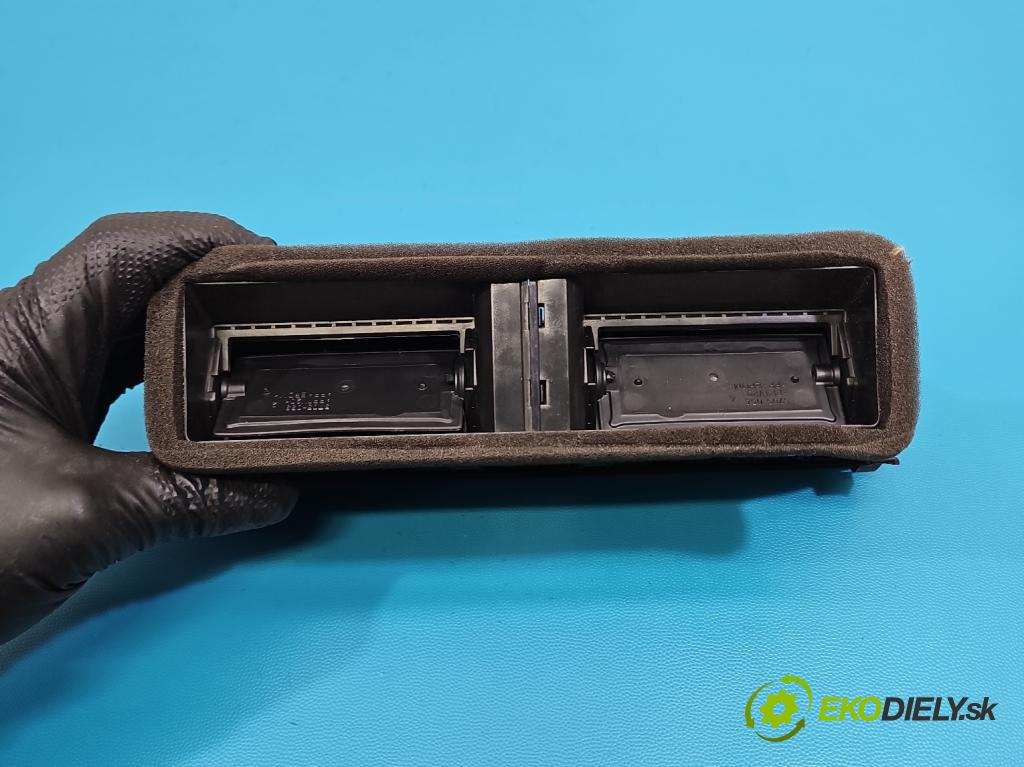 Vw Passat B6 2005-2010 2.0 tdi 140 HP manual 103 kW 1968 cm3 5- Mřížka: kúrenia stredová 3C2819728D (Mriežka kúrenia (fukár))