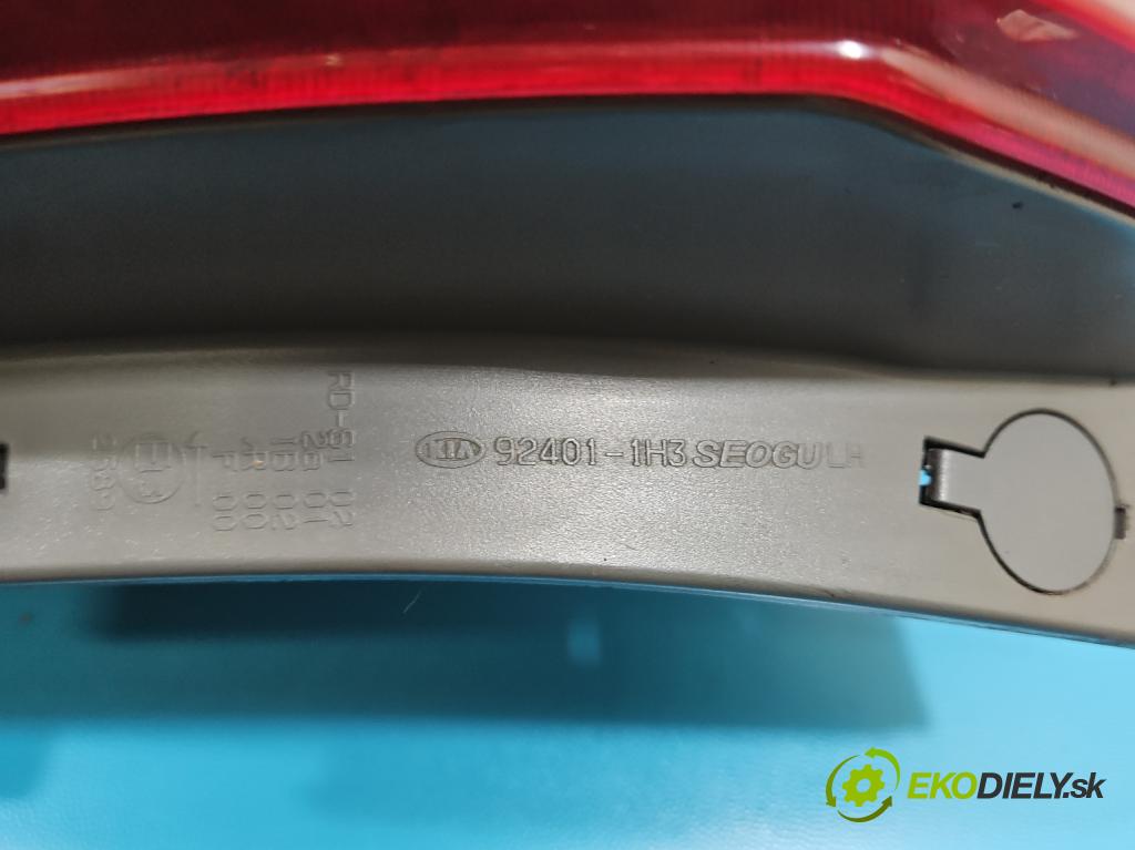Kia Ceed I 2006-2012 2.0 crdi 140 HP manual 103 kW 1991 cm3 5- svetlo / reflektor zadné ľavé 92401-1H3 (Kľučka dverí ostatné)