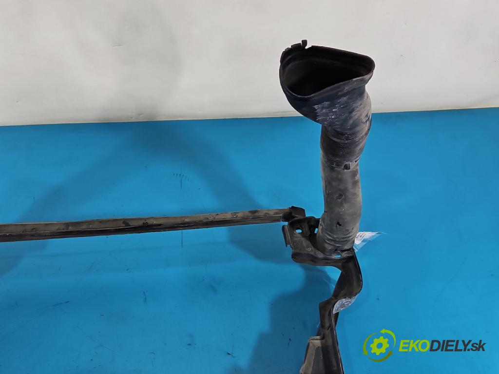 Mercedes ML W164 2005-2011 3.0 CDI V6 224 hp automatic 165 kW 2987 cm3 5- Vstup: vzduchu A1645000116