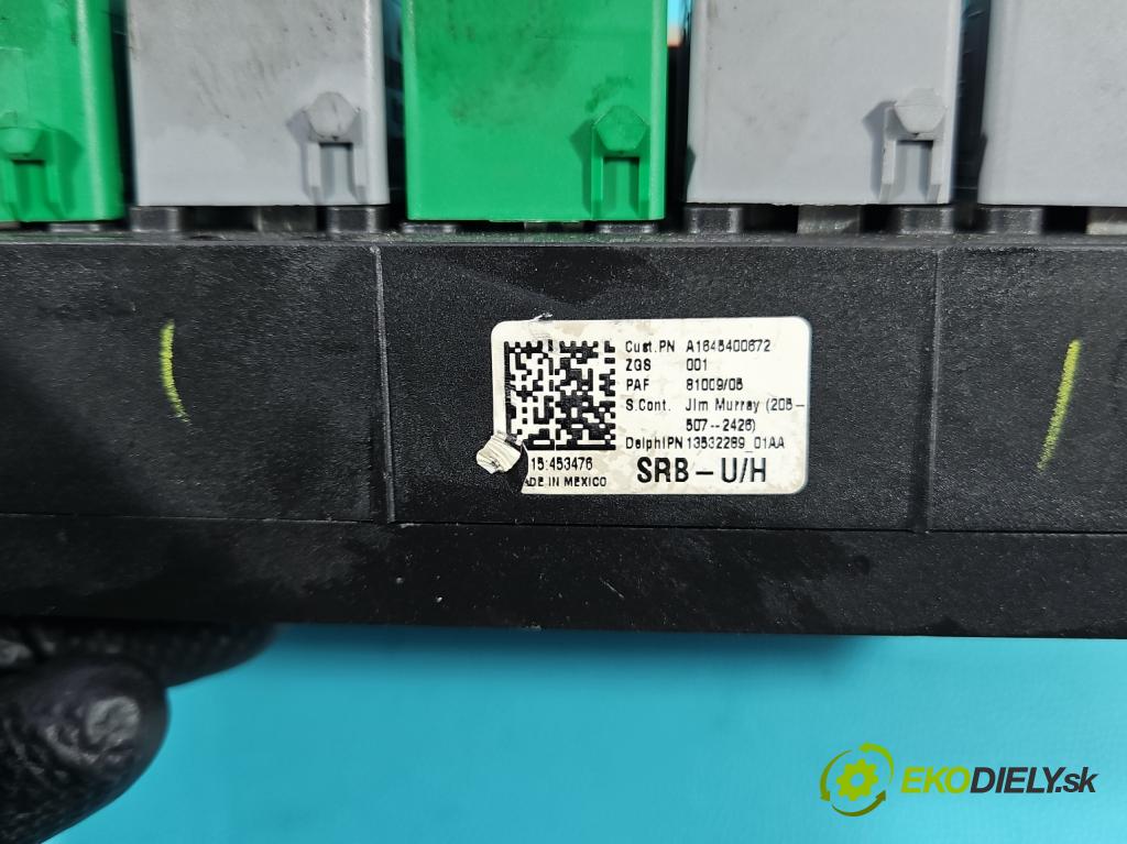 Mercedes ML W164 2005-2011 3.0 CDI V6 224hp automatic 165 kW 2987 cm3 5- skrinka poistka 13532289 (Poistková skrinka)