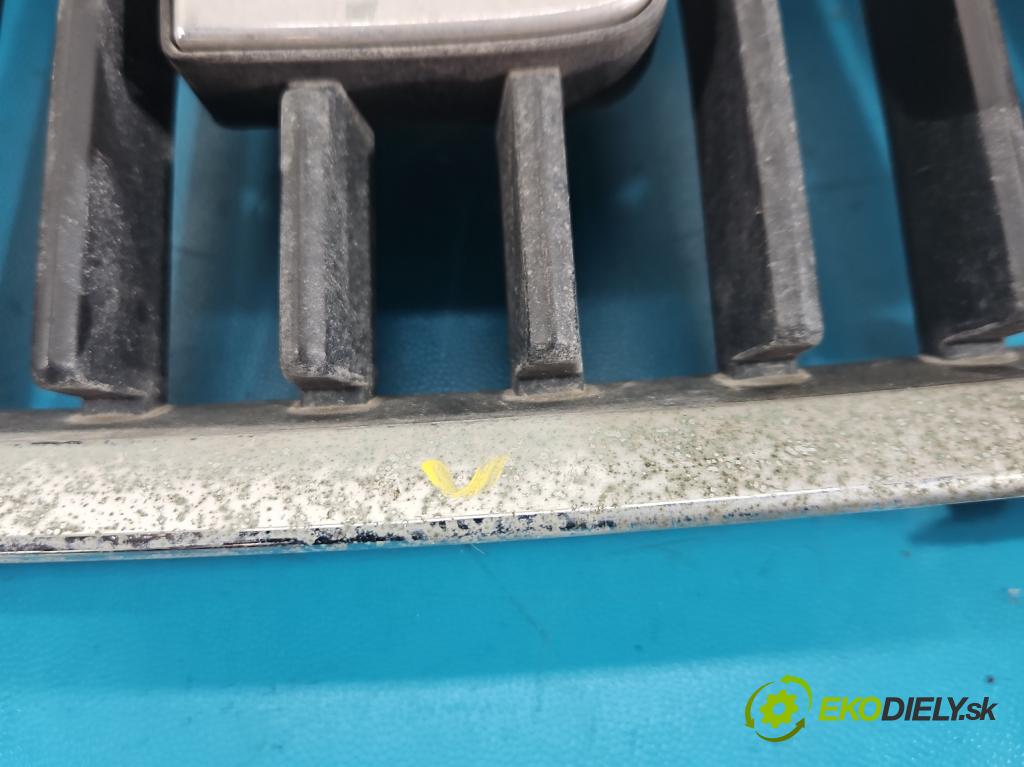 Seat Ibiza IV 6J 2008-2017 1.2 12V 69KM manual 51 kW 1198 cm3 3- mřížka