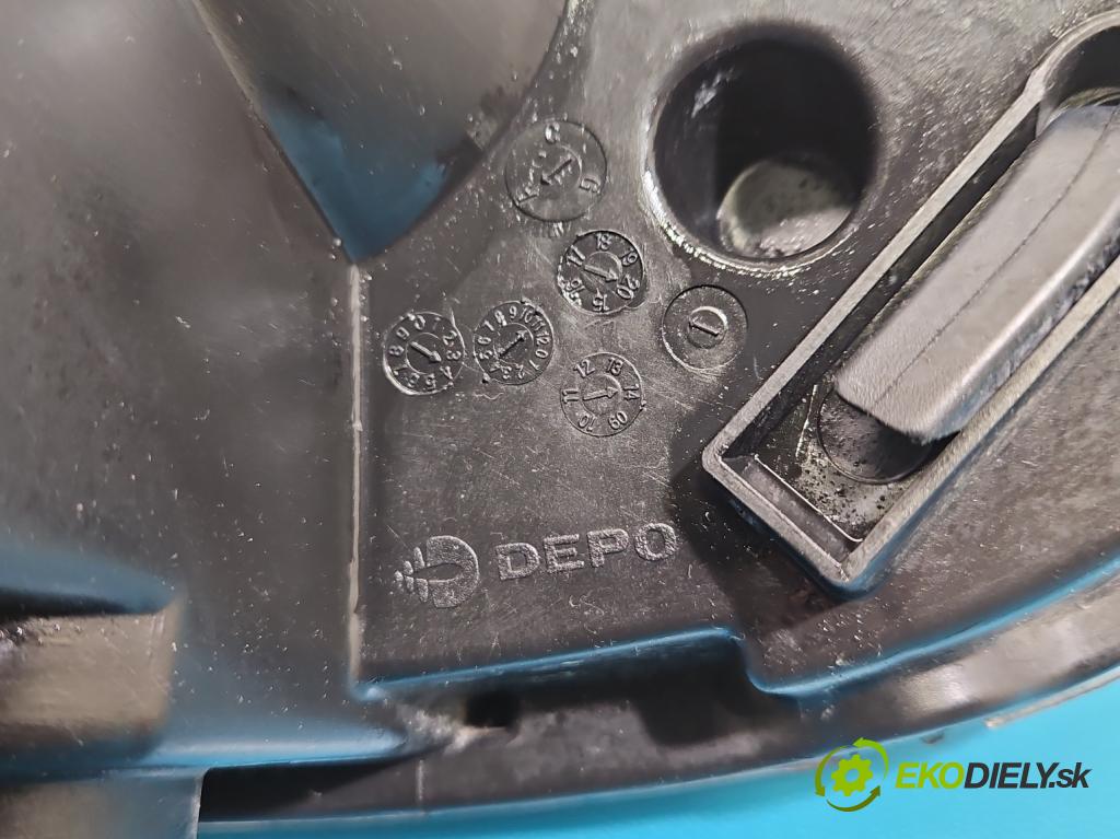 Seat Ibiza IV 6J 2008-2017 1.2 12V 69KM manual 51 kW 1198 cm3 3- světlo levý  (Klika dveří ostatní)