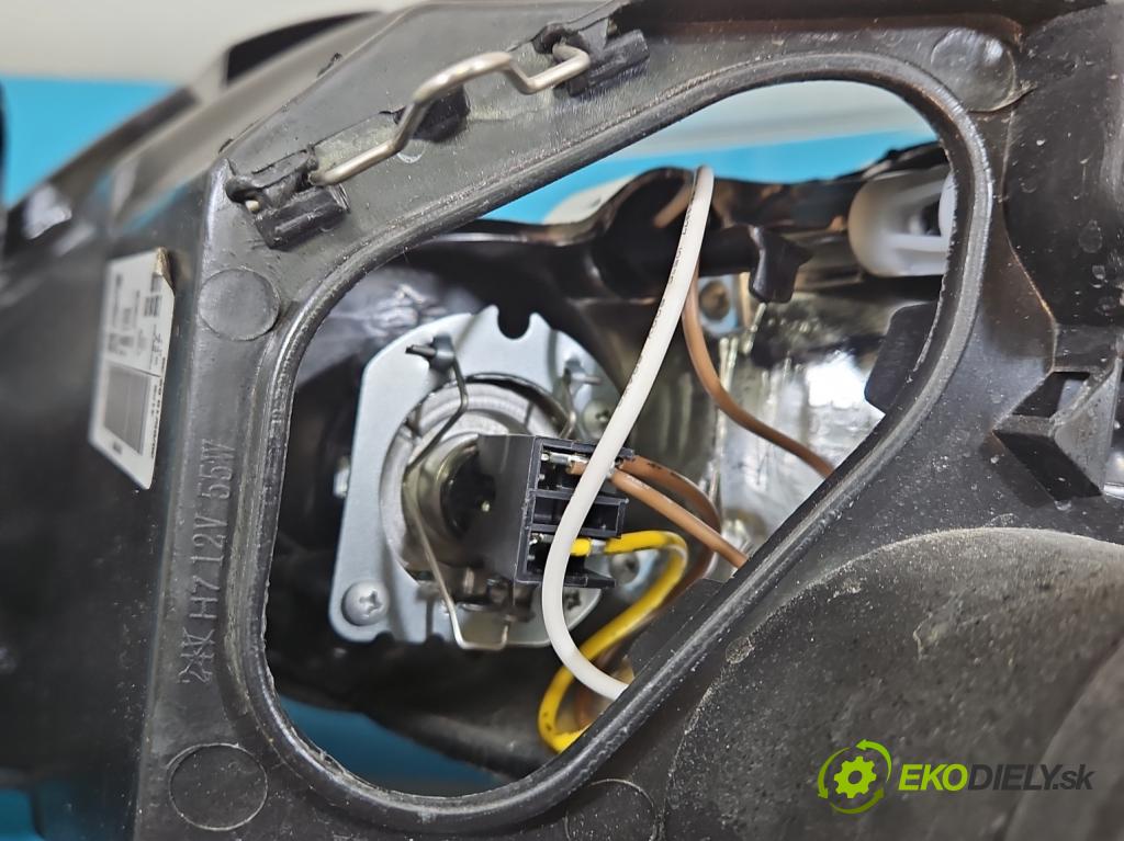 Seat Ibiza IV 6J 2008-2017 1.2 12V 69KM manual 51 kW 1198 cm3 3- světlo pravý 6J1941006D (Pravé přední světlo)