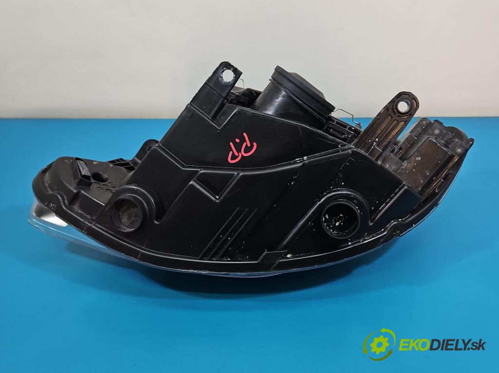 Seat Ibiza IV 6J 2008-2017 1.2 12V 69KM manual 51 kW 1198 cm3 3- světlo pravý 6J1941006D (Pravé přední světlo)