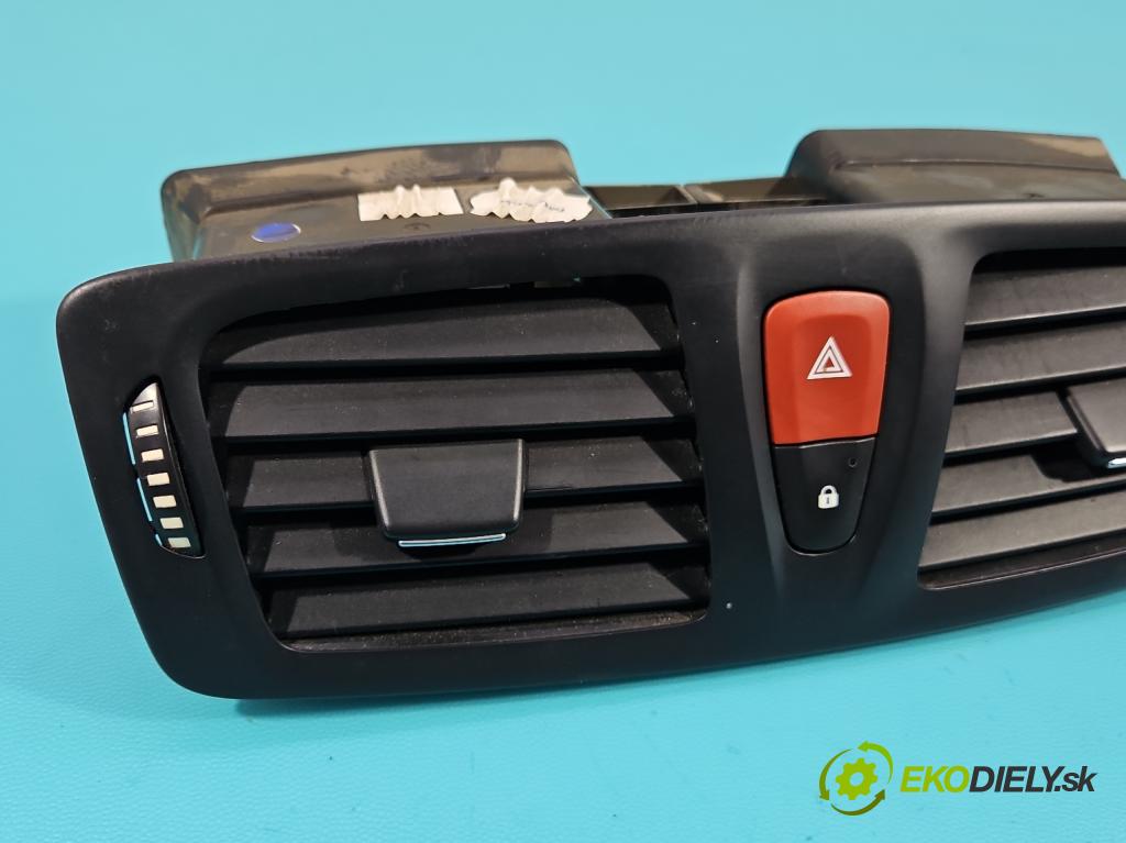 Renault Megane III 2008-2016 1.9 dci 131 HP manual 96 kW 1870 cm3 5- Mřížka: kúrenia stredová  (Mriežka kúrenia (fukár))