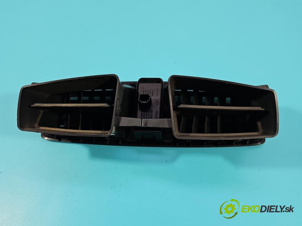 Renault Megane III 2008-2016 1.9 dci 131 HP manual 96 kW 1870 cm3 5- Mřížka: kúrenia stredová  (Mriežka kúrenia (fukár))