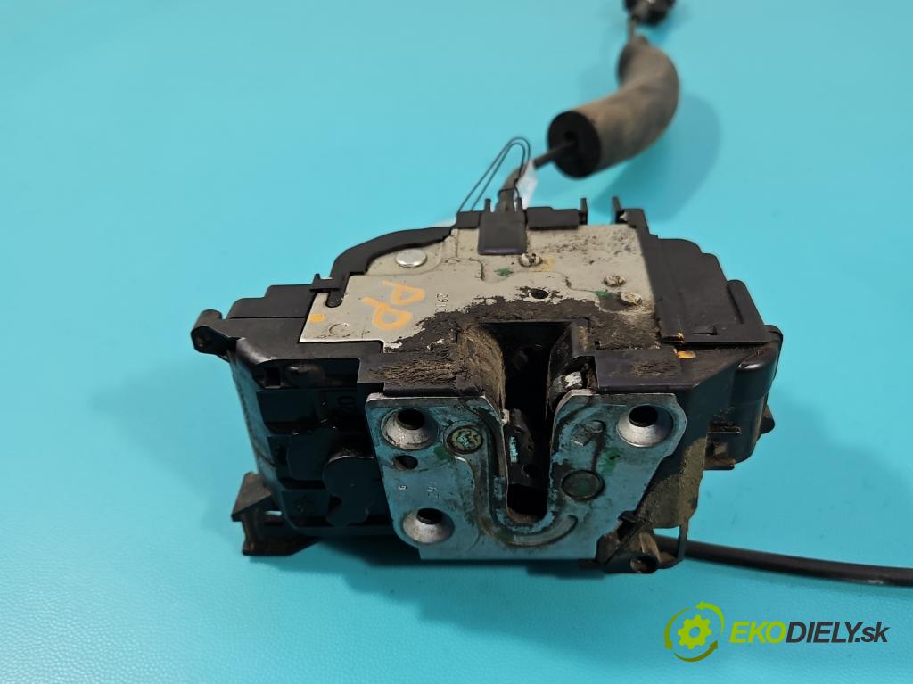 Renault Megane III 2008-2016 1.9 dci 131 HP manual 96 kW 1870 cm3 5- zámok predné pravý 80502000