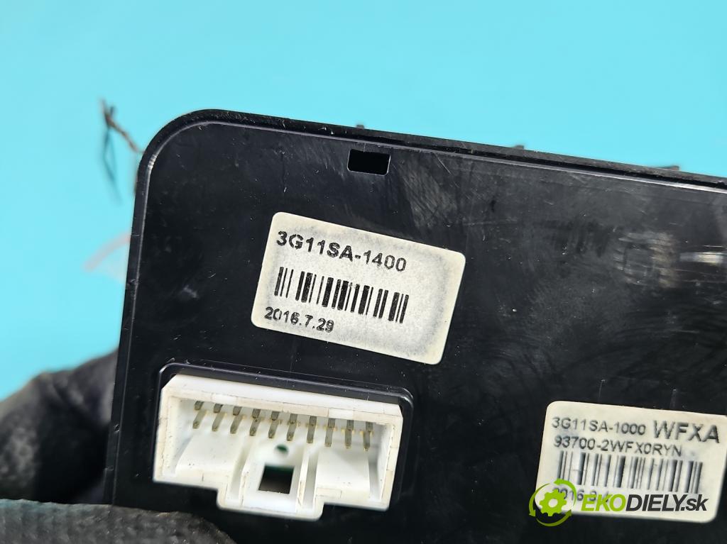 Hyundai Santa Fe III 2012–2018 2.4 GDI 190 HP automatic 140 kW 2359 cm3 5- prepínač ostatné 93700-2WFX0