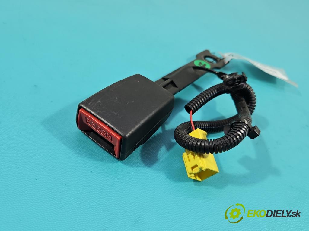 Hyundai Santa Fe III 2012–2018 2.4 GDI 190 hp automatic 140 kW 2359 cm3 5- stěna bezpečnost přední pravý 