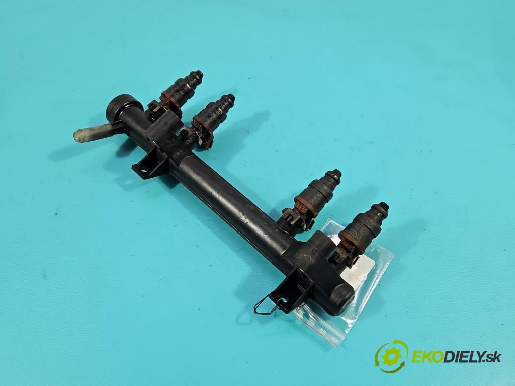 Skoda Fabia I 1999-2007 1.4 mpi 60 HP manual 44 kW 1397 cm3 5- vstrek 047906031C (Vstrekovač paliva)