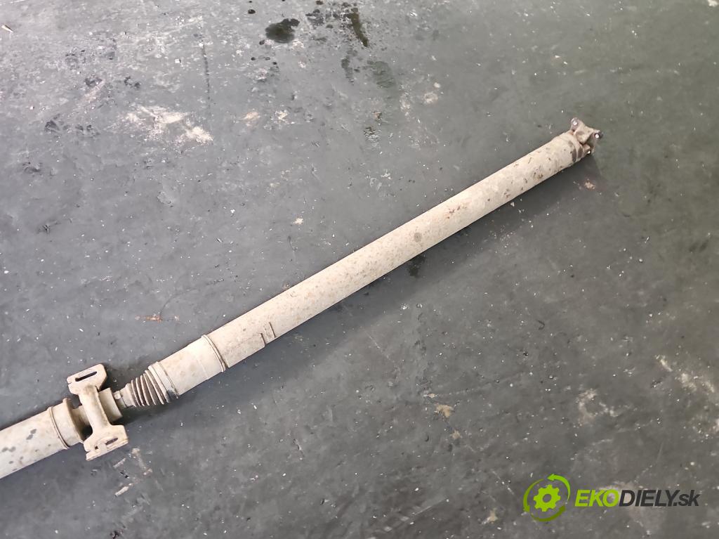 Toyota Rav4 IV 2013-2018 2.0 D4D 124hp manual 91 kW 1998 cm3 5- Hřídel: zadné  (Kardaňový hriadeľ)