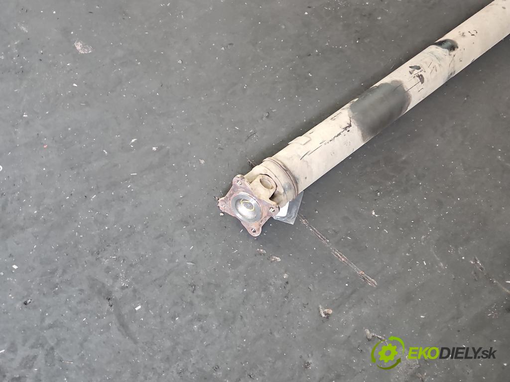 Toyota Rav4 IV 2013-2018 2.0 D4D 124hp manual 91 kW 1998 cm3 5- Hřídel: zadné  (Kardaňový hriadeľ)