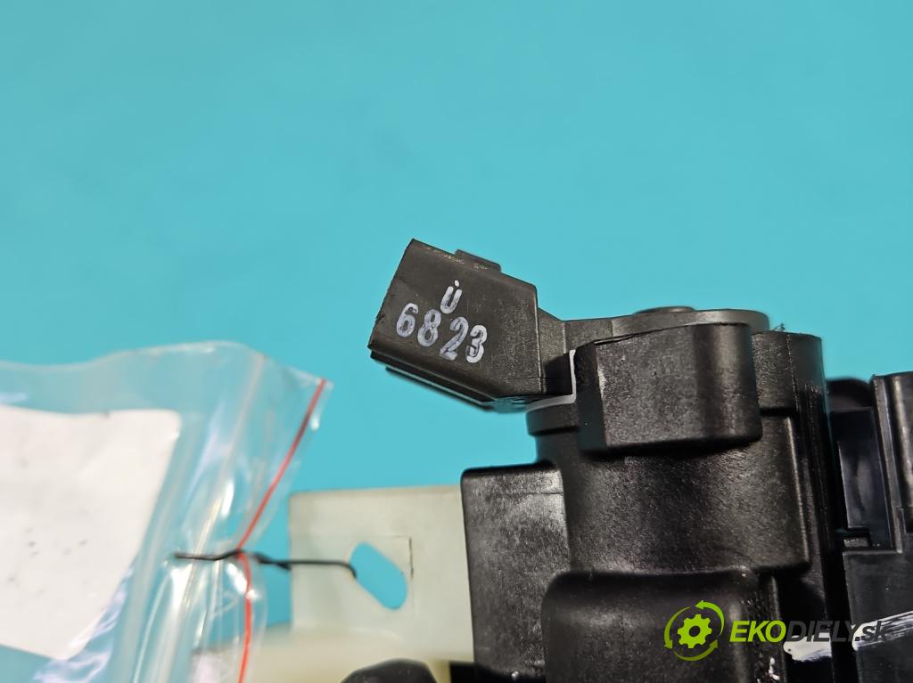 Hyundai Santa Fe III 2012–2018 2.4 GDI 190 HP automatic 140 kW 2359 cm3 5- Spínačka  (Spínacia skrinka)