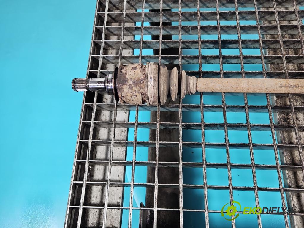 Toyota Rav4 IV 2013-2018 2.0 D4D 124hp manual 91 kW 1998 cm3 5- poloos zadné ľavé