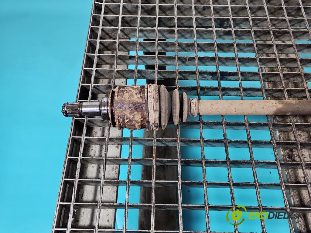 Toyota Rav4 IV 2013-2018 2.0 D4D 124 hp manual 91 kW 1998 cm3 5- poloos zadní pravé