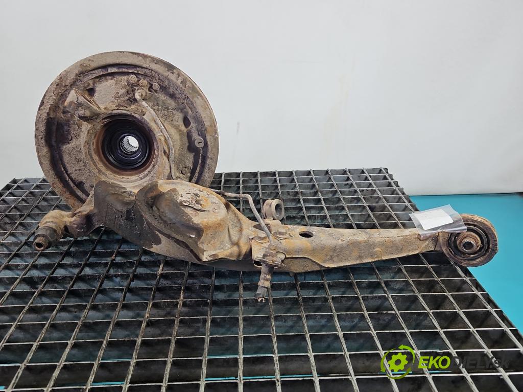 Toyota Rav4 IV 2013-2018 2.0 D4D 124hp manual 91 kW 1998 cm3 5- Rozbočovač: kolesa zadné ľavé