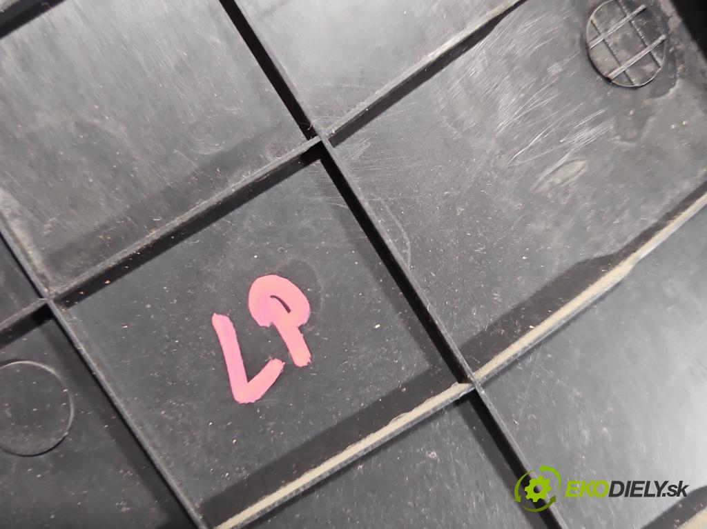 Hyundai Santa Fe III 2012–2018 2.4 GDI 190 HP automatic 140 kW 2359 cm3 5- kryt plast 85835-4Z000