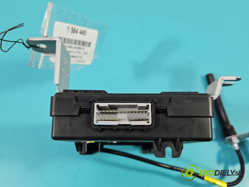 Hyundai Santa Fe III 2012–2018 2.4 GDI 190 HP automatic 140 kW 2359 cm3 5- riadiaca jednotka ostatné 95400-4Z370