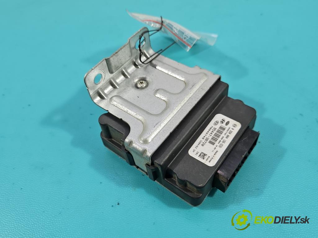 Hyundai Santa Fe III 2012–2018 2.4 GDI 190 HP automatic 140 kW 2359 cm3 5- riadiaca jednotka ostatné 95447-3B720