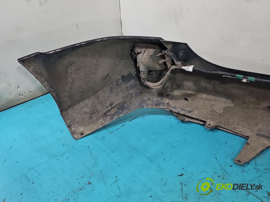 Toyota Rav4 IV 2013-2018 2.0 D4D 124 hp manual 91 kW 1998 cm3 5- nárazník zadní  (Klika dveří ostatní)