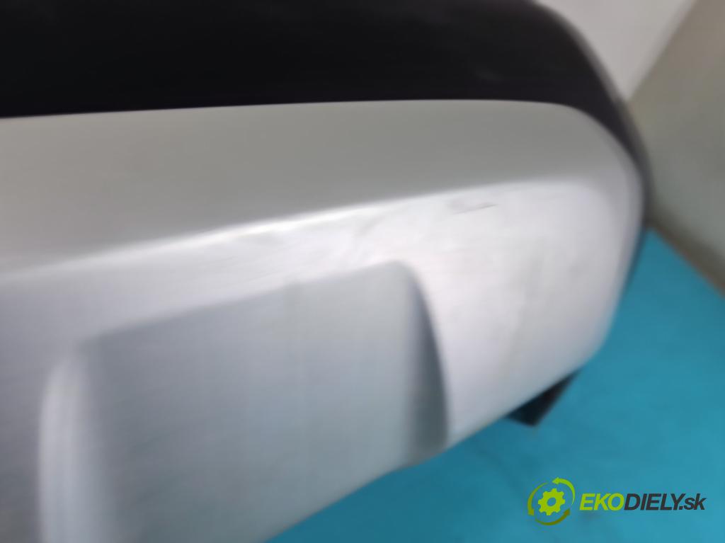 Toyota Rav4 IV 2013-2018 2.0 D4D 124 hp manual 91 kW 1998 cm3 5- nárazník zadní  (Klika dveří ostatní)