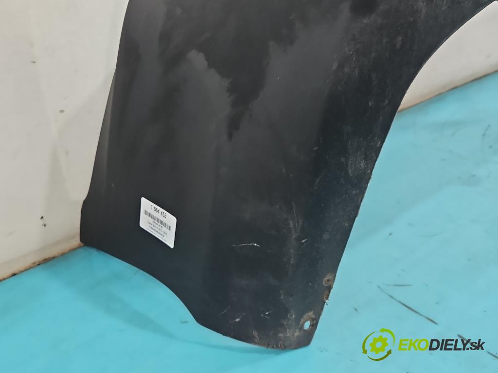 Toyota Rav4 IV 2013-2018 2.0 D4D 124 hp manual 91 kW 1998 cm3 5- nárazník zadní  (Klika dveří ostatní)