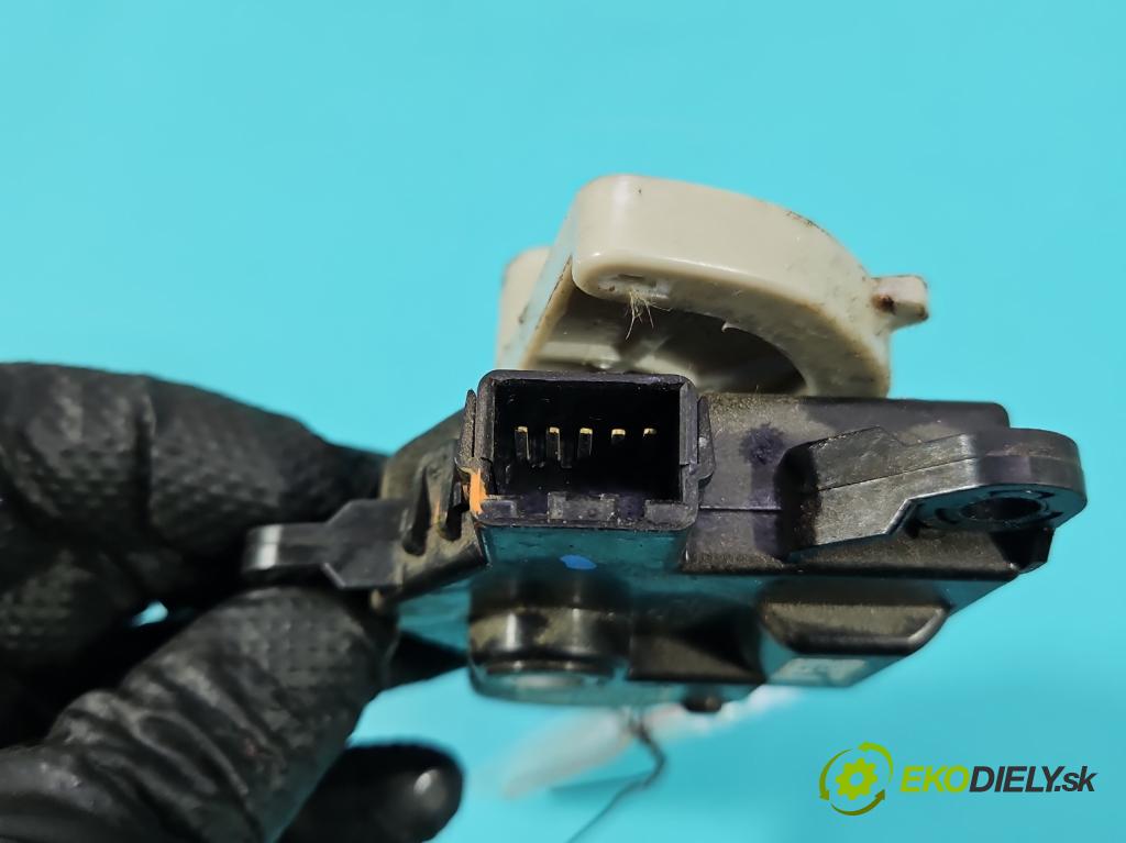 Hyundai Santa Fe III 2012–2018 2.4 GDI 190 hp automatic 140 kW 2359 cm3 5- motorek topení D267-EBABA01