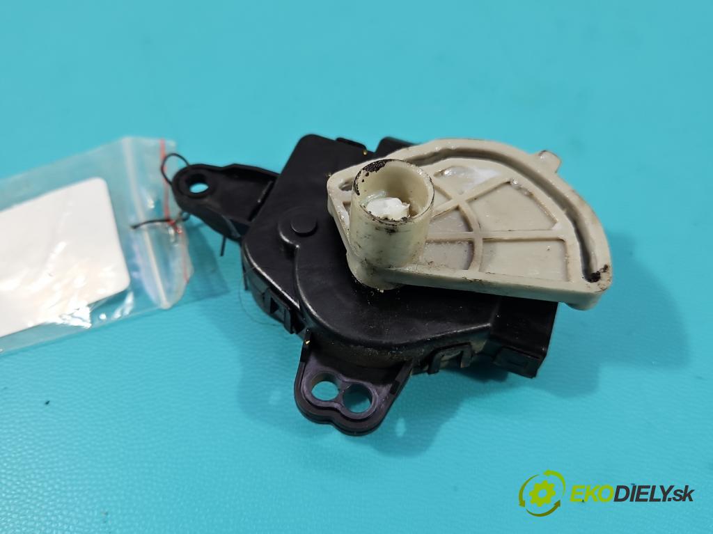 Hyundai Santa Fe III 2012–2018 2.4 GDI 190 hp automatic 140 kW 2359 cm3 5- motorek topení D267-EBABA01