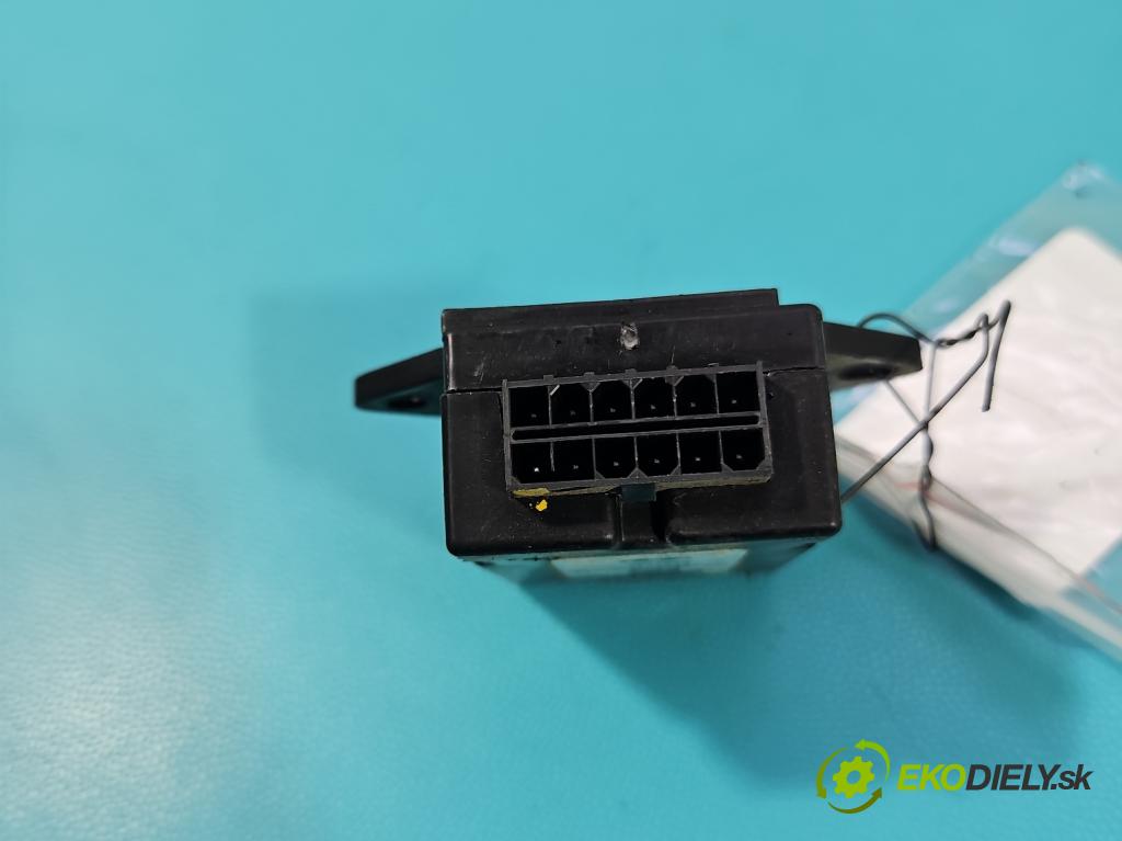 Hyundai Santa Fe III 2012–2018 2.4 GDI 190 hp automatic 140 kW 2359 cm3 5- řídící jednotka 12008168D