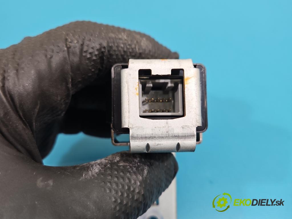 Hyundai Santa Fe III 2012–2018 2.4 GDI 190 HP automatic 140 kW 2359 cm3 5- riadiaca jednotka ostatné 95420-4Z100