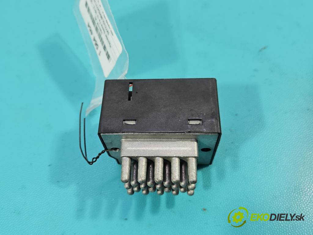 Hyundai Santa Fe III 2012–2018 2.4 GDI 190 hp automatic 140 kW 2359 cm3 5- rezistor D608EBAAA02