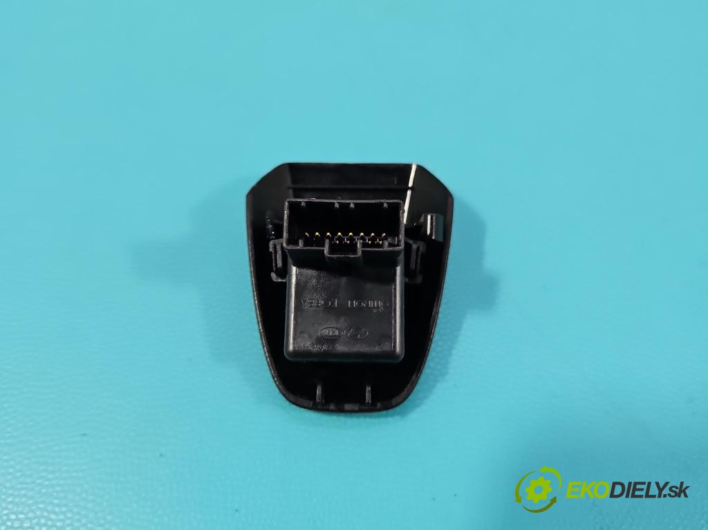 Hyundai Santa Fe III 2012–2018 2.4 GDI 190 HP automatic 140 kW 2359 cm3 5- snímač stmievania 97253-3S000