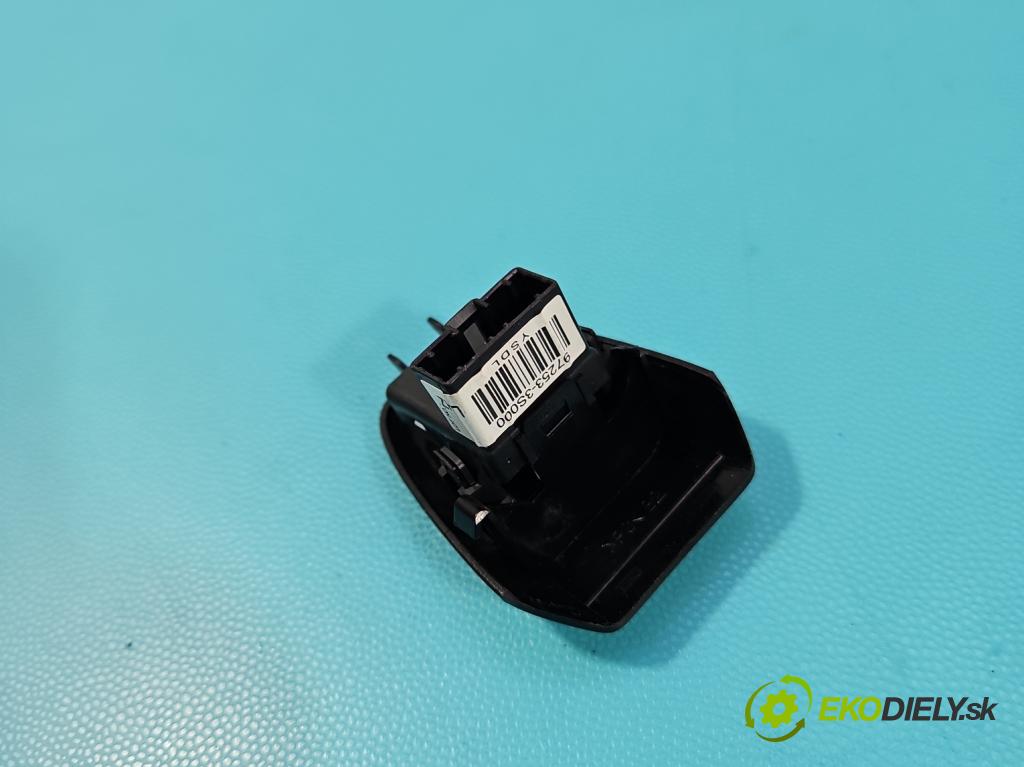 Hyundai Santa Fe III 2012–2018 2.4 GDI 190 HP automatic 140 kW 2359 cm3 5- snímač stmievania 97253-3S000