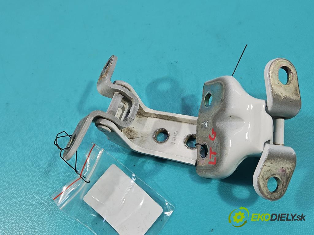 Hyundai Santa Fe III 2012–2018 2.4 GDI 190 hp automatic 140 kW 2359 cm3 5- Závěs: dveře zadní levý