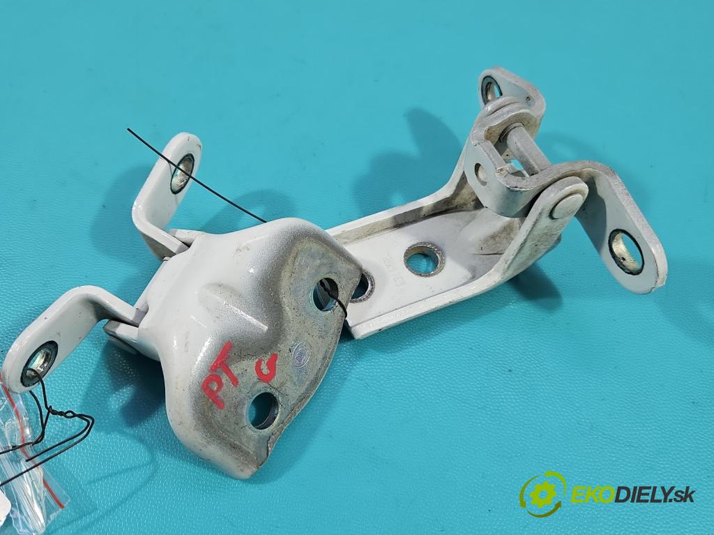 Hyundai Santa Fe III 2012–2018 2.4 GDI 190 hp automatic 140 kW 2359 cm3 5- Závěs: dveře zadní pravý 