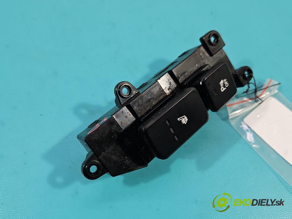 Hyundai Santa Fe III 2012–2018 2.4 GDI 190 HP automatic 140 kW 2359 cm3 5- prepínač ostatné 93310-4Z230