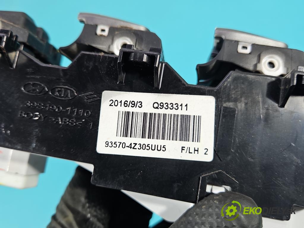 Hyundai Santa Fe III 2012–2018 2.4 GDI 190 HP automatic 140 kW 2359 cm3 5- prepínač okien spätných zrkadiel 39S490-1110