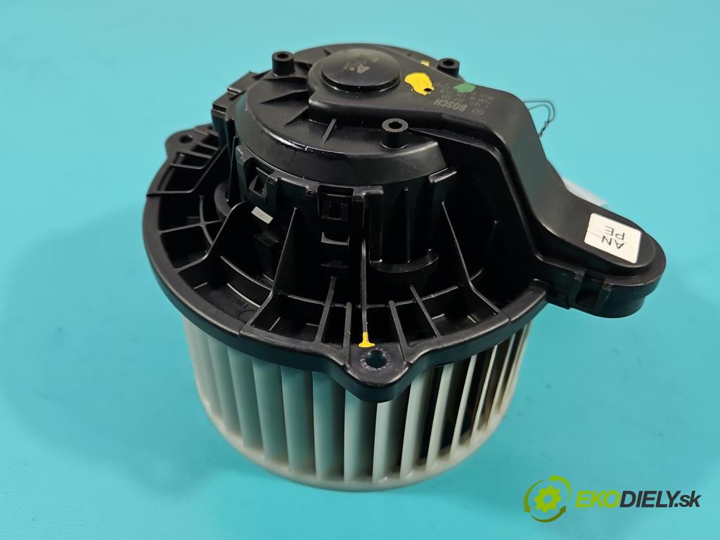 Hyundai Santa Fe III 2012–2018 2.4 GDI 190 HP automatic 140 kW 2359 cm3 5- ventilátor vzduchu 