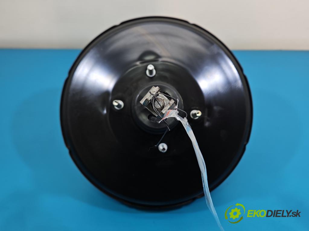 Toyota Rav4 IV 2013-2018 2.0 D4D 124 hp manual 91 kW 1998 cm3 5- servo posilovač 131010-19260