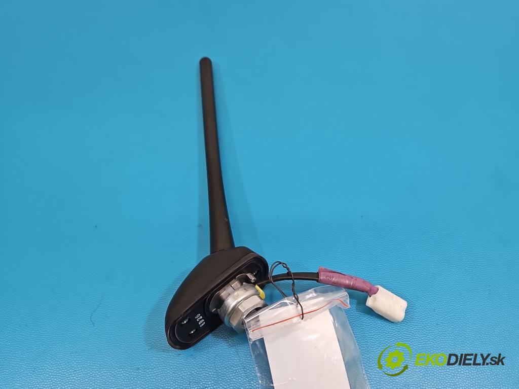 Toyota Rav4 IV 2013-2018 2.0 D4D 124hp manual 91 kW 1998 cm3 5- Antena