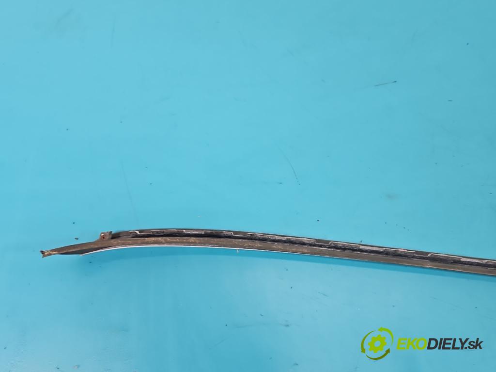 Hyundai Santa Fe III 2012–2018 2.4 GDI 190 HP automatic 140 kW 2359 cm3 5- lišta Okna: čelné: ľavé 86133-2W000