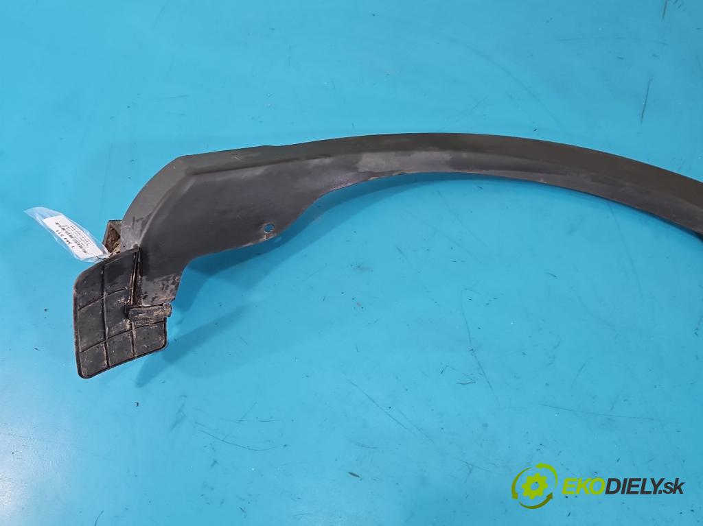 Toyota Rav4 IV 2013-2018 2.0 D4D 124hp manual 91 kW 1998 cm3 5- lišta blatník zadné pravé 75606-42190 (Lišta)