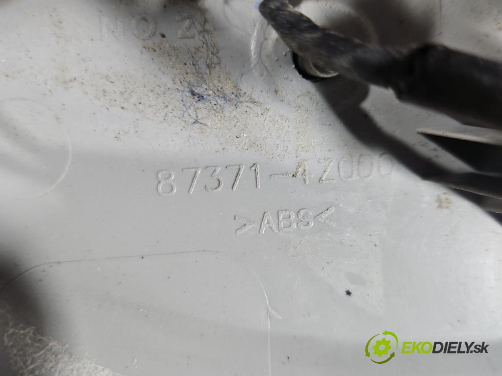 Hyundai Santa Fe III 2012–2018 2.4 GDI 190 hp automatic 140 kW 2359 cm3 5- zaslepka: zadní 87371-4Z000