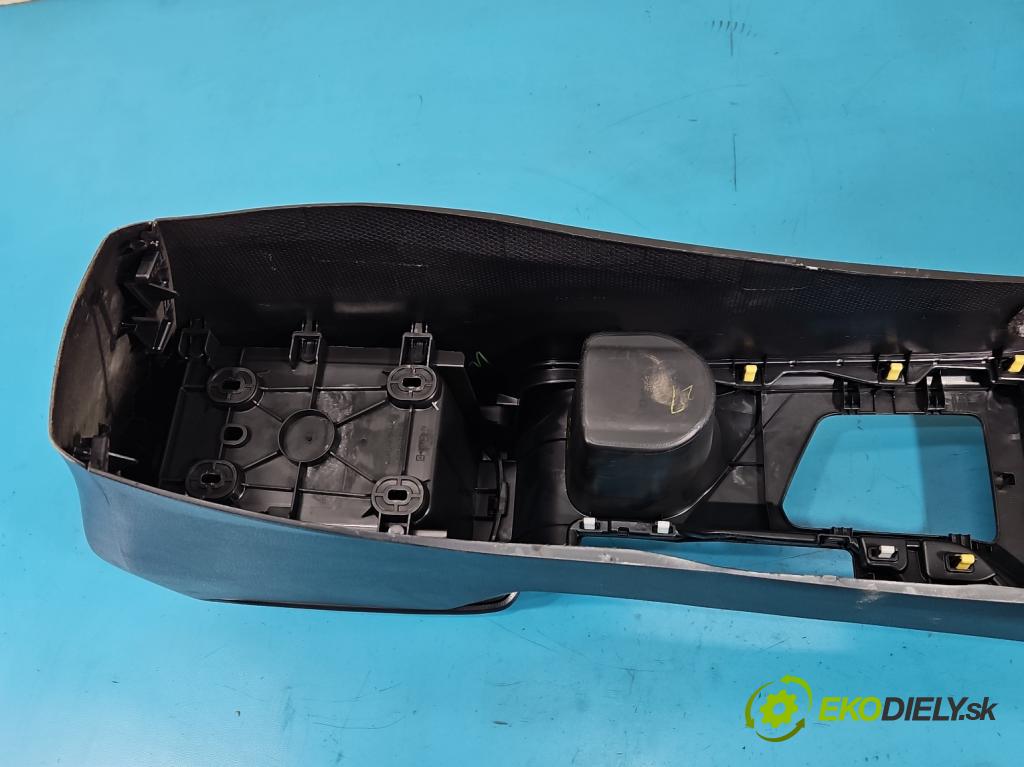 Toyota Rav4 IV 2013-2018 2.0 D4D 124 hp manual 91 kW 1998 cm3 5- loketní opěrka 58823-42010 (Loketní opěrka)