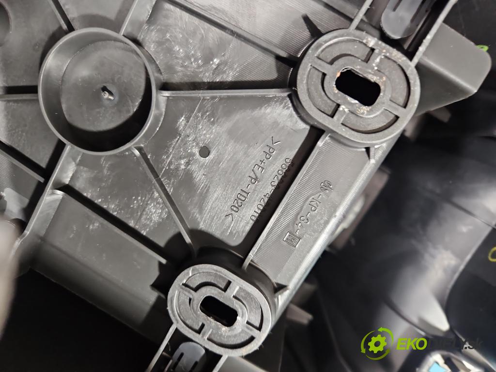 Toyota Rav4 IV 2013-2018 2.0 D4D 124 hp manual 91 kW 1998 cm3 5- loketní opěrka 58823-42010 (Loketní opěrka)