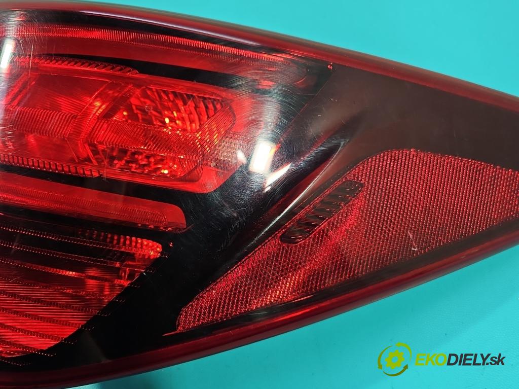 Hyundai Santa Fe III 2012–2018 2.4 GDI 190 HP automatic 140 kW 2359 cm3 5- svetlo / reflektor zadné pravé 92402-4Z500 (Kľučka dverí ostatné)